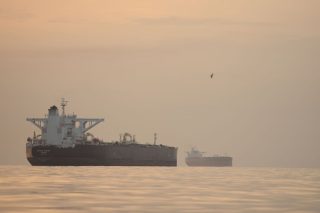 Στενά ερμητικά κλειστά μετά την τορπίλη Τραμπ